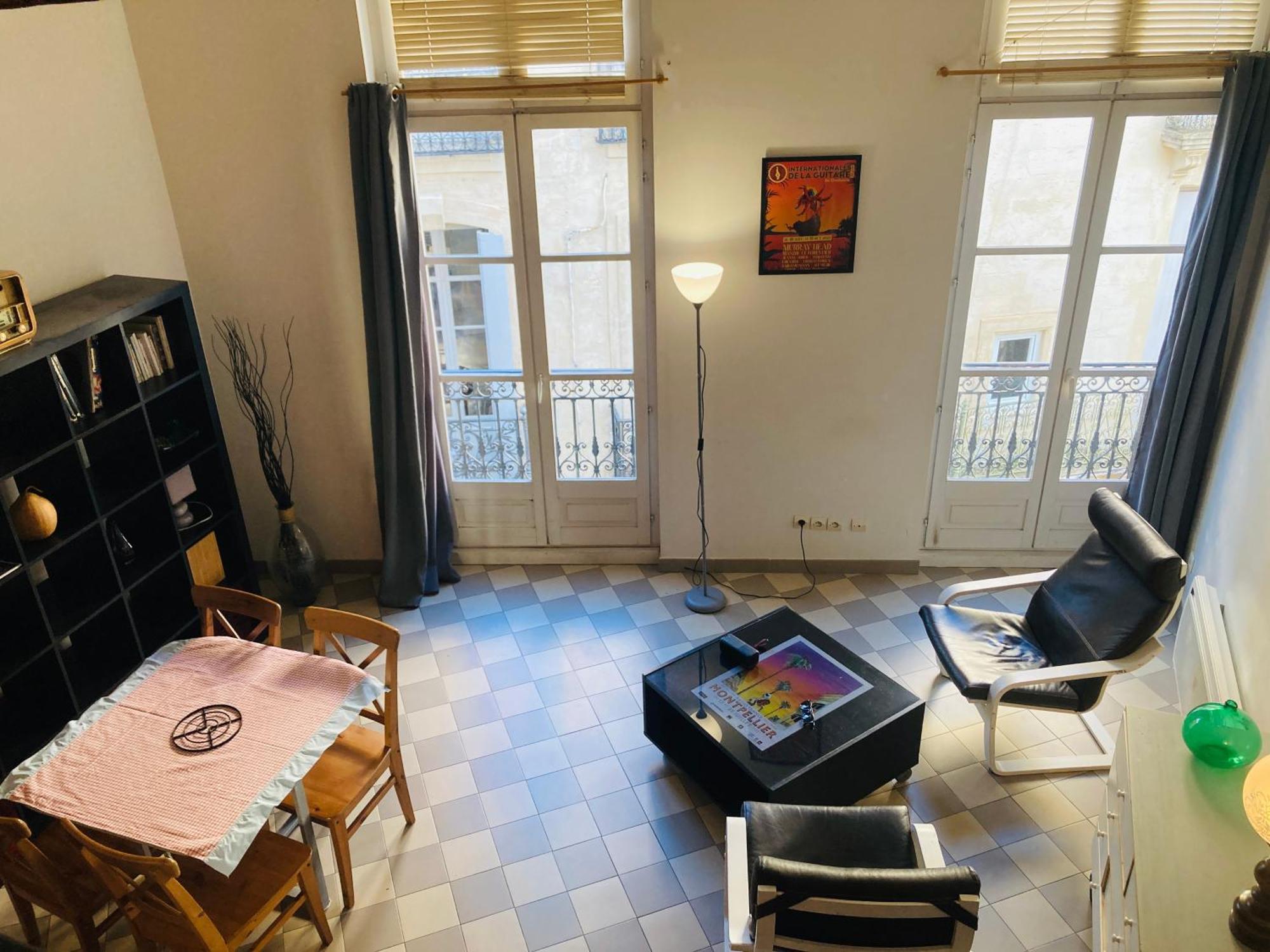 Grand Studio Plein Centre Montpellier Bagian luar foto